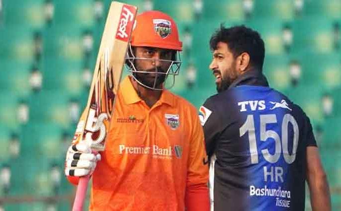 ওয়াহাবের বোলিংয়ে, তামিমের ব্যাটিংয়ে প্রথম জয় খুলনার