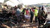 পাকিস্তানে যাত্রীবাহী বাস খাদে পড়ে অন্তত ৪১ জন নিহত