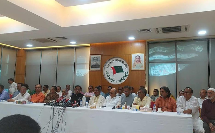 আগুন সন্ত্রাসের বিরুদ্ধে আগামীকাল সারাদেশে বিক্ষোভ সমাবেশ করবে আওয়ামী লীগ