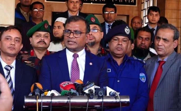 নির্বাচনে কোন কর্মকর্তা নিরপেক্ষতা হারালে সাথে সাথে ব্যবস্থা নেওয়া হচ্ছে : ইসি আনিছ