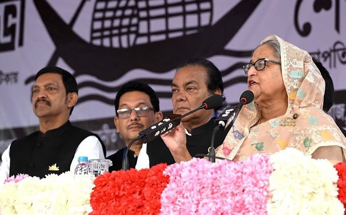 অবৈধভাবে ক্ষমতা দখলকারীরা দেশের কোন উন্নয়নই করেনি : প্রধানমন্ত্রী