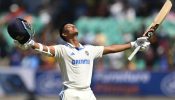 শেবাগের ১ বছরের রেকর্ড জয়সওয়াল ভাঙলেন ৫৫ দিনে