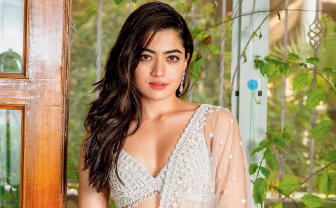 ‘দাম’ বেড়েছে রাশমিকার, বাড়ালেন নিজের পারিশ্রমিক