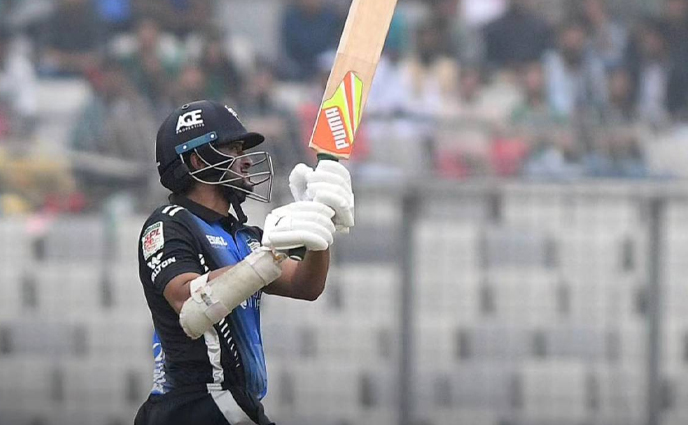 একদিনেই সাকিবের দুই কীর্তি