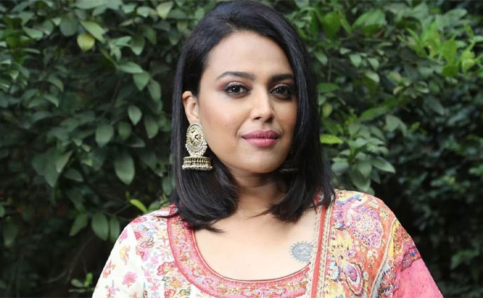 কাজ পাচ্ছেন না স্বরা, দুষলেন পরিচালক-প্রযোজককে