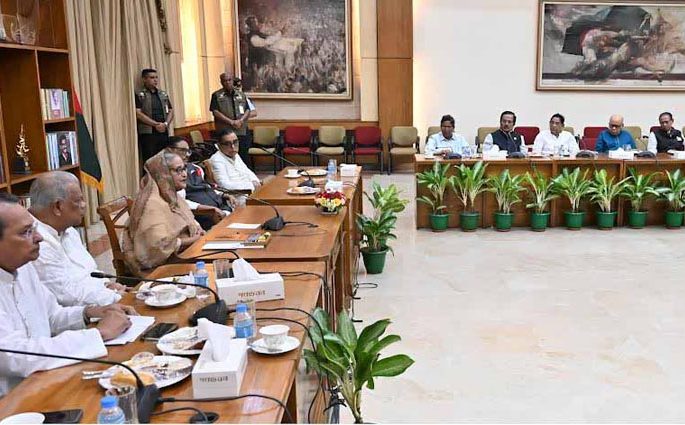জামায়াত-শিবিরের রাজনীতি নিষিদ্ধে একমত ১৪ দলের নেতারা