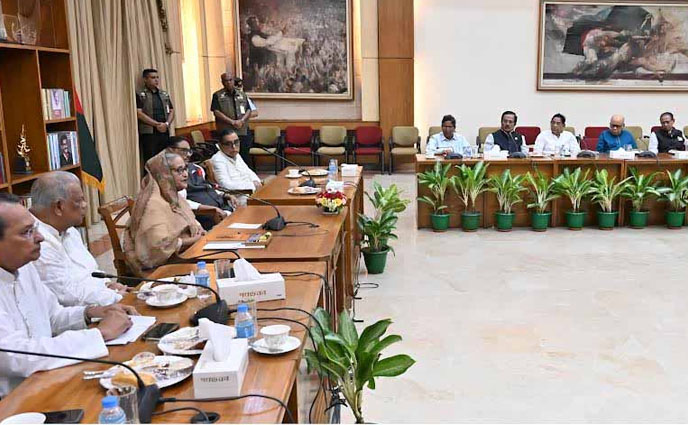 জামায়াত-শিবিরের রাজনীতি নিষিদ্ধে একমত ১৪ দলের নেতারা