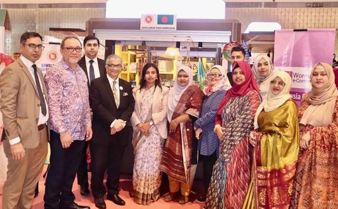 মালয়েশিয়া ও প্রবাসী আর্ট মেলায় প্রথমবারের মতো বাংলাদেশের অংশগ্রহণ