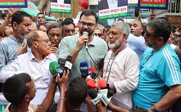 ক্রীড়াঙ্গনে আমরা কোন রাজনীতিকরণ দেখতে চাইনা: আমিনুল