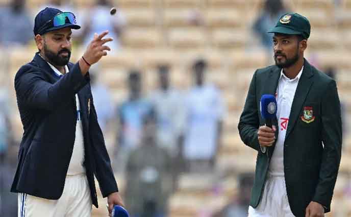 টস জিতে বোলিংয়ে বাংলাদেশ, একাদশে তিন পেসার