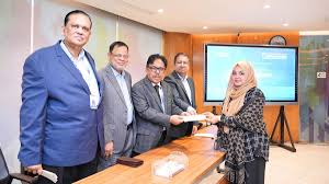 ড্যাফোডিল বিশ্ববিদ্যালয়ে ১৫ কোটি টাকারও বেশি বীমা দাবি পরিশোধ