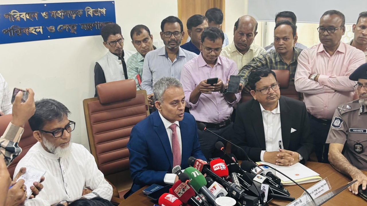 হাইওয়ের পাশে টিকিট কাউন্টার থাকবে না : সড়কমন্ত্রী