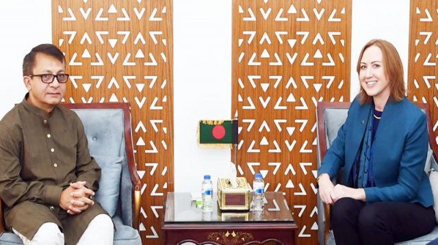 সরকার বিনিয়োগবান্ধব পরিবেশ সৃষ্টিতে কাজ করছে: বাণিজ্যমন্ত্রী