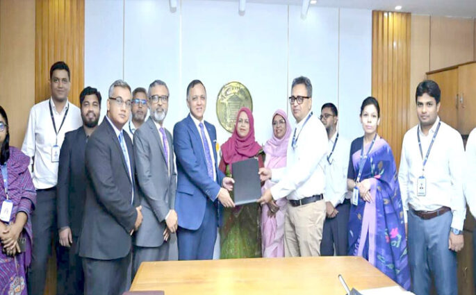 বাংলাদেশ ব্যাংকের সঙ্গে মিডল্যান্ড ব্যাংকের পুনঃঅর্থায়ন চুক্তি