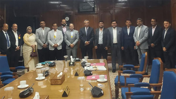 বাংলাদেশ ব্যাংকের গভর্নরকে ৮ দফা প্রস্তাব ডিবিএর