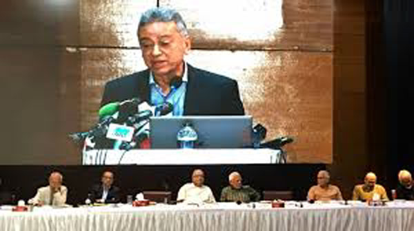 ‘প্রবৃদ্ধি নয়, উৎপাদনশীল অর্থনীতিই হতে হবে বাংলাদেশের ভবিষ্যৎ’
