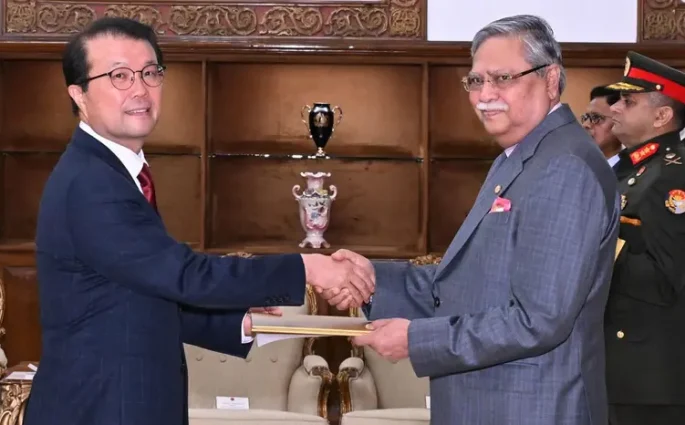 দ্বিপাক্ষিক বাণিজ্য বাড়াতে দক্ষিণ কোরিয়ার প্রতি রাষ্ট্রপতির আহ্বান