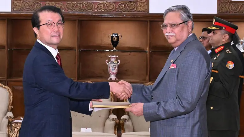দ্বিপাক্ষিক বাণিজ্য বাড়াতে দক্ষিণ কোরিয়ার প্রতি রাষ্ট্রপতির আহ্বান