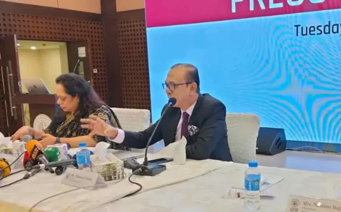 ক্ষতিগ্রস্ত বিনিয়োগকারীদের ৫ লাখ টাকা পর্যন্ত দাবি পরিশোধের সিদ্ধান্ত : ডিএসই চেয়ারম্যান