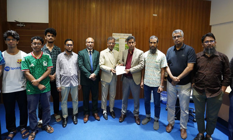চুয়েটের ৩ শিক্ষার্থীর মৃত্যুতে বীমা দাবি পরিশোধ করল জেনিথ লাইফ