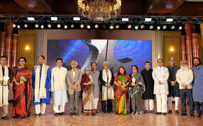 ব্র্যাক ব্যাংক-সমকাল সাহিত্য পুরস্কার ২০২৪-২০২৫ বিজয়ীদের নাম ঘোষণা