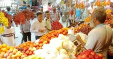 নিত্যপণ্য ও এলপি গ্যাসের বাজারে অভিযান : ১০২ প্রতিষ্ঠানকে জরিমানা