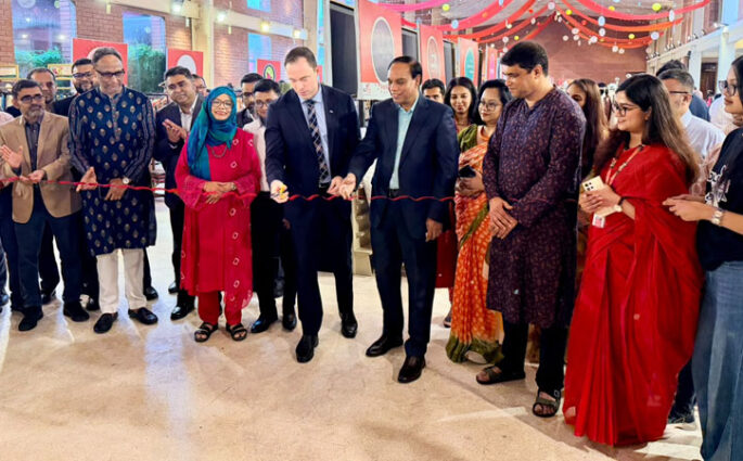 নারী উদ্যোক্তা ও দেশীয় উদ্যোগের সাফল্য উদযাপনে আইডিএলসি পূর্ণতা উৎসব অনুষ্ঠিত